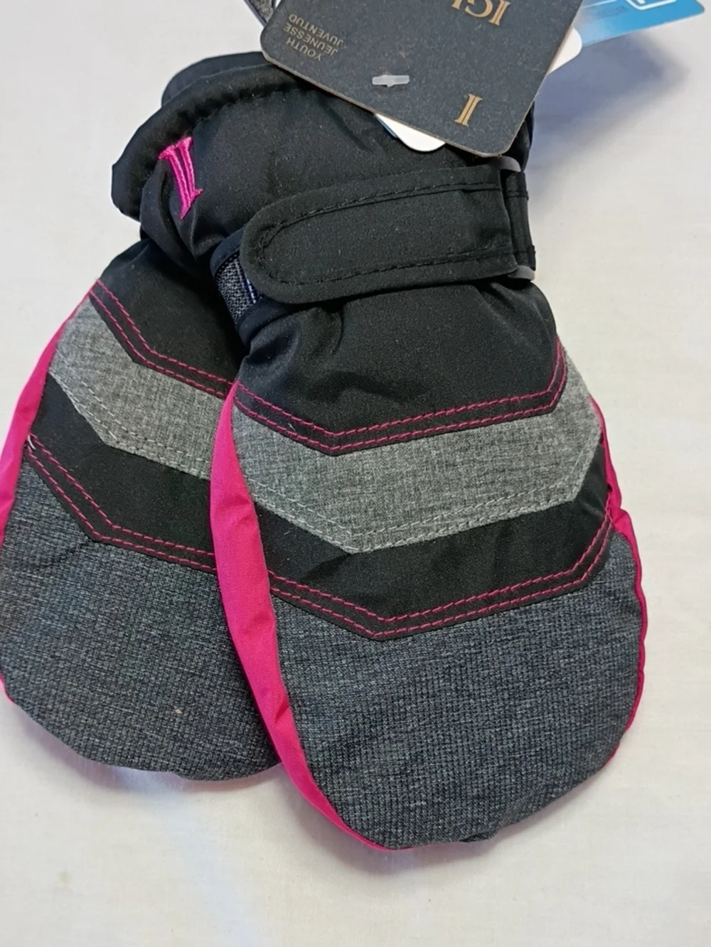 NWT Igloos Pink,Black Gray  Insulated Winter Mittens Youth Small/Medium